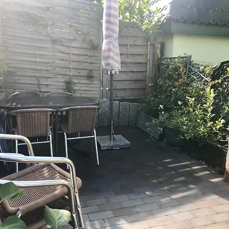 Hus Suennschien Mariendorf Lejlighed Middelhagen