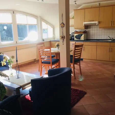 Lejlighed Hus Suennschien Mariendorf Middelhagen